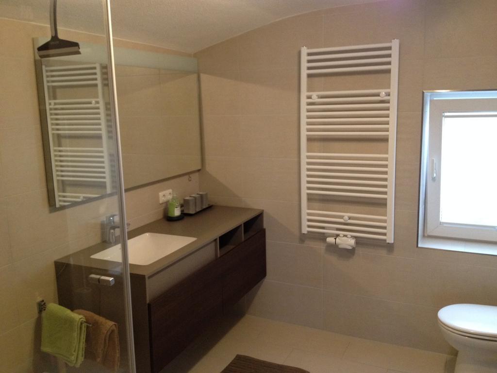 Gastehaus Winkler Hotel Karres Екстериор снимка